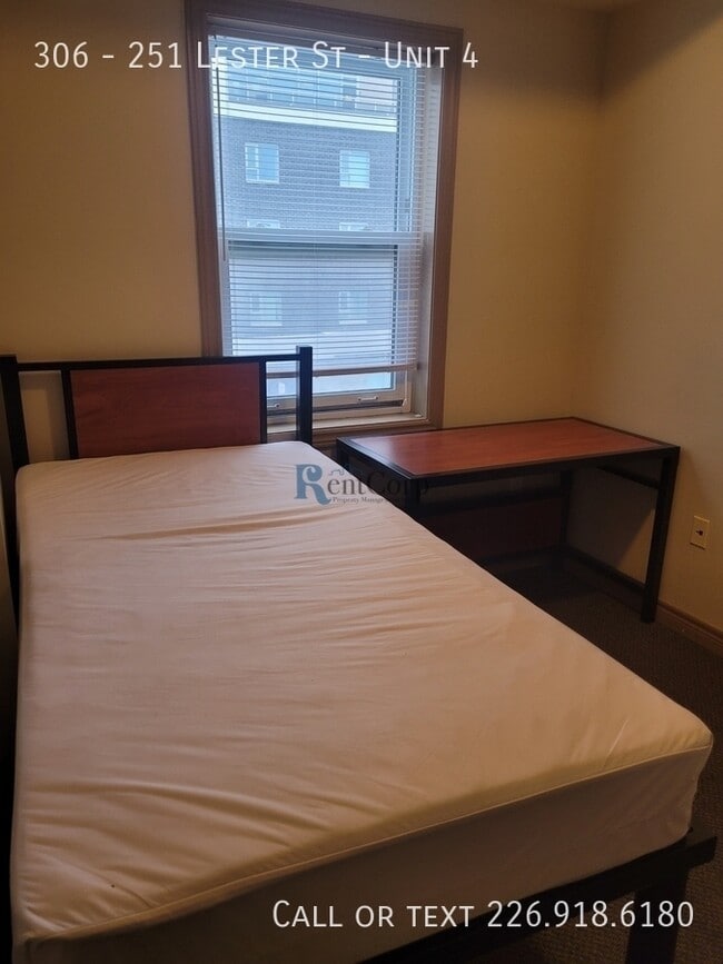 Photo - 251-251 Lester St Unit 4