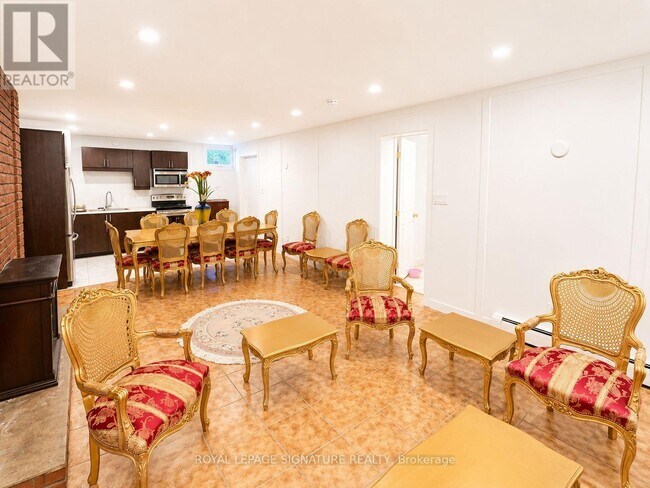 Photo - 20 Gallacher Ave