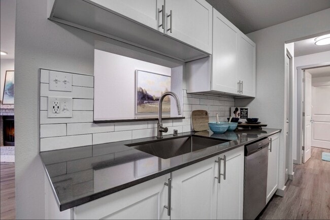 Photo - Taluswood Apartments