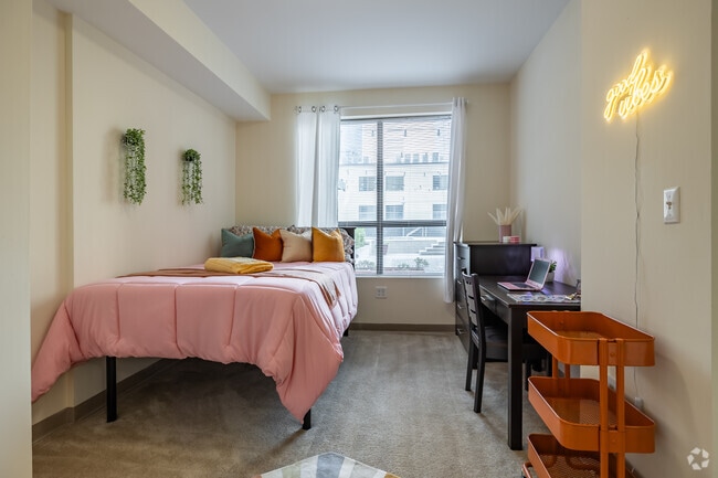 4BR, 4BA - 1476SF