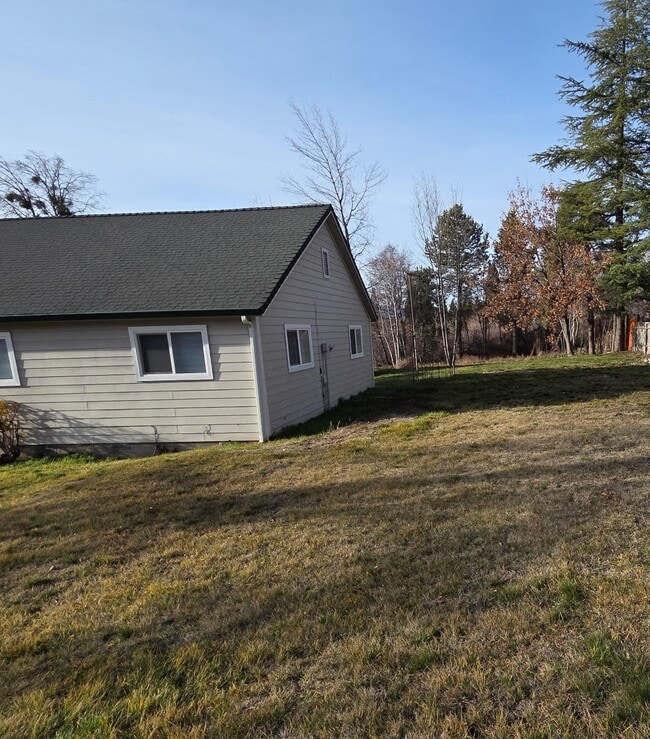 Photo - 300 E Lake St