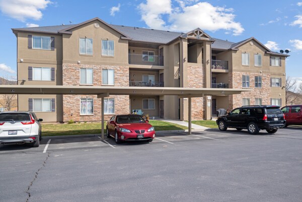 Front Building View - 3585 E Rock Creek Rd #11