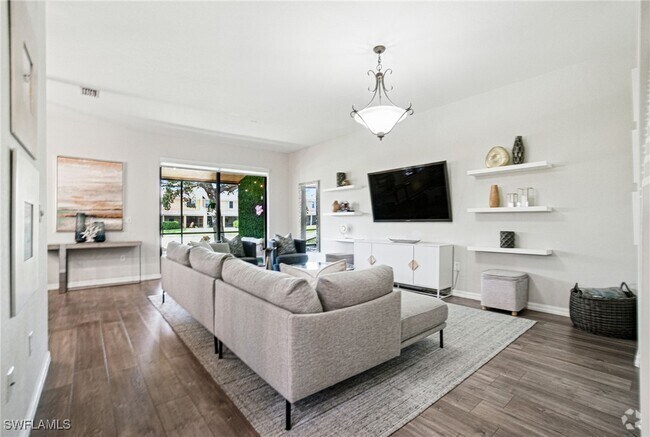 Building Photo - 7585 Bristol Cir Rental