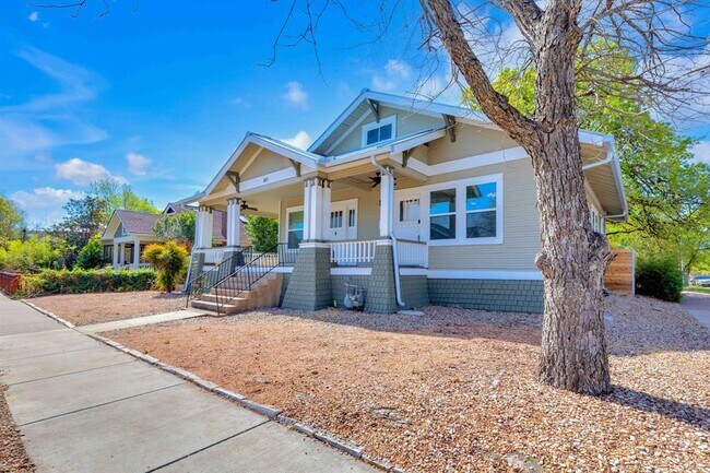 Photo - 615 W 33rd St