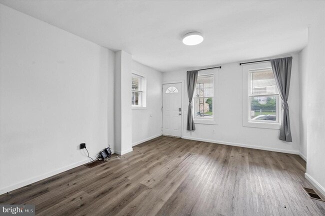 Photo - 1610 N 27th St