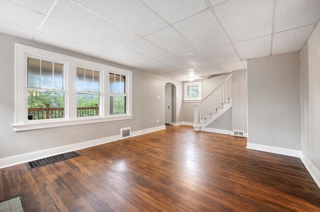 Photo - Updated 3 Bed, 1 Bath with Central AC, Laundry in Basement! Available Early June