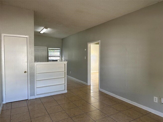 Photo - 3359 Frick Rd