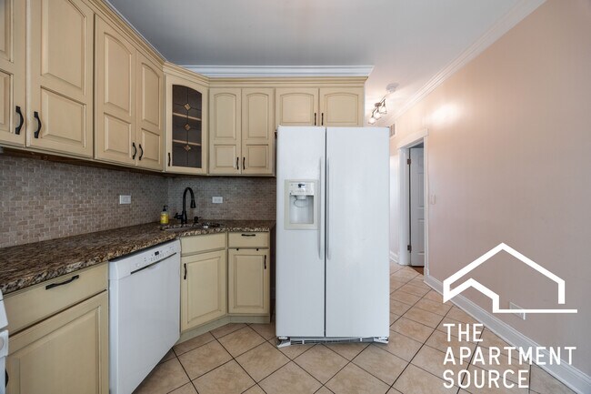 Photo - 3055 N Kimball Ave Unit 2