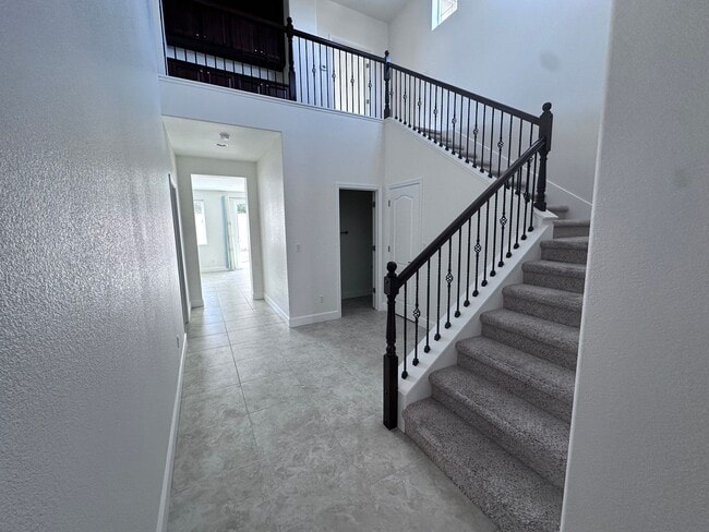 Photo - 10735 Ridgebrook Dr