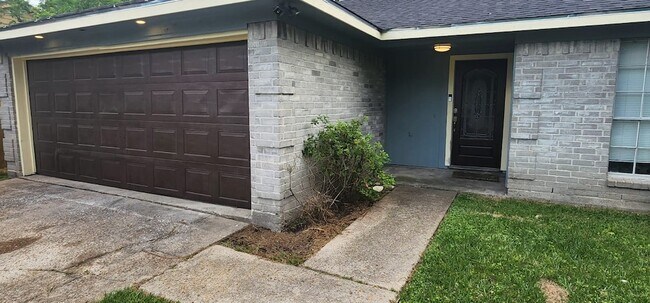 Photo - 23431 Dew Wood Ln