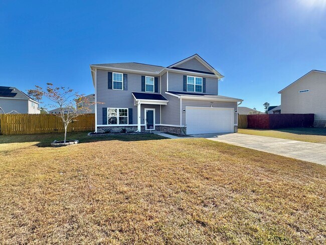 Photo - MOVE-IN READY! [PET FRIENDLY]