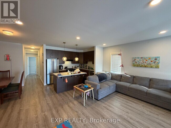 Photo - 700 Lapland Private