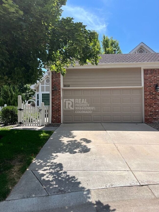 9850 Carmel Ct