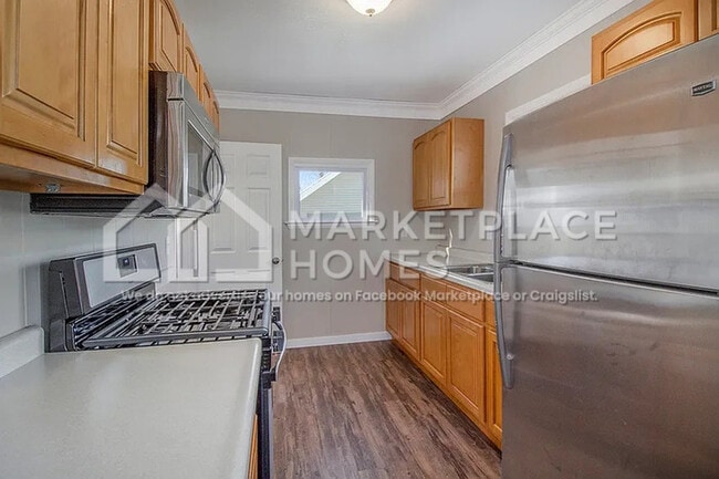 Photo - 408 S Clemens Ave