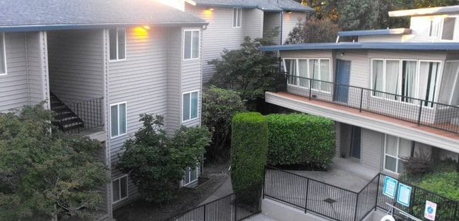 Quail Ridge Apartments