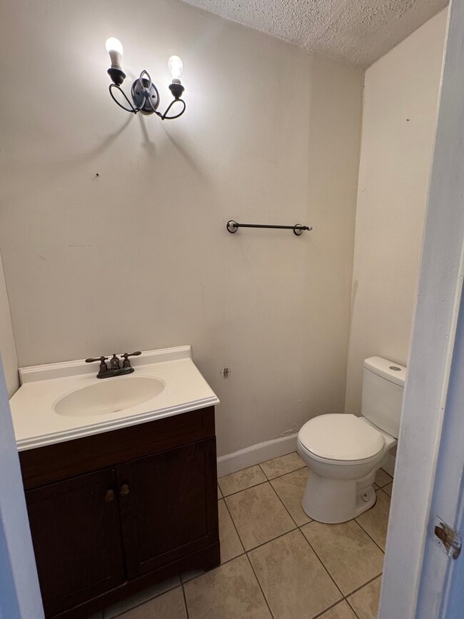 Photo - 1939 Plymouth St