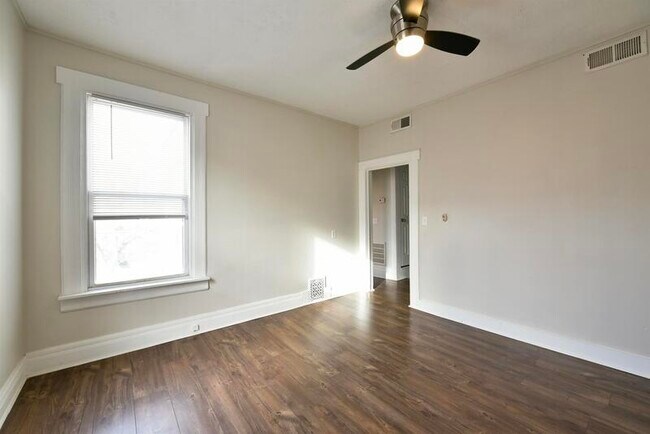 Photo - 536 S 30th St Unidad Apt 2