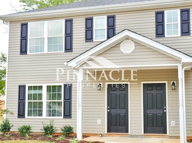 Building Photo - 747 Old Graves Mill Rd Rental
