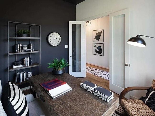 Photo - 2516 Carretera Dr