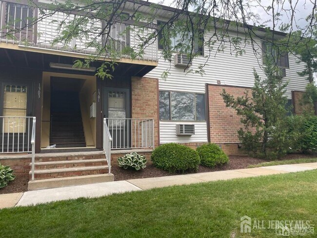 Photo - 1301 Cricket Ln Rental
