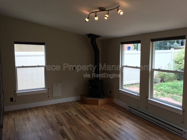 Photo - 540 S Emerson St