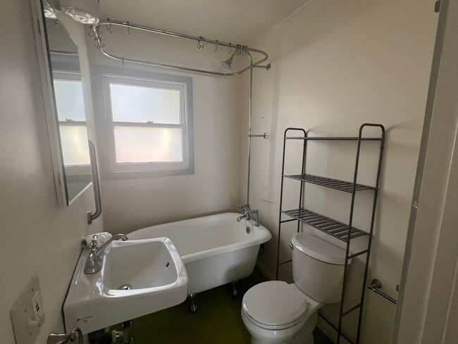 Photo - 533-535gst Unit 535 gs