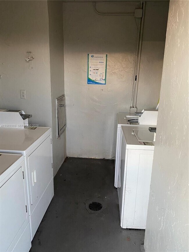 Photo - 16215 NE 18th Ct Unit 212