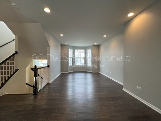 4435 Monroe Ct