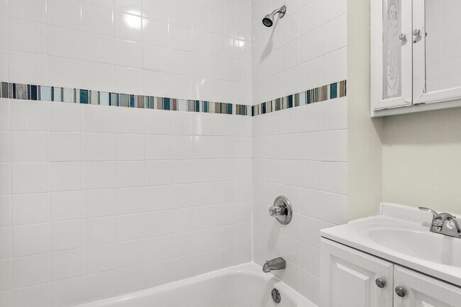 Photo - 117-119 Parkview Unit 3