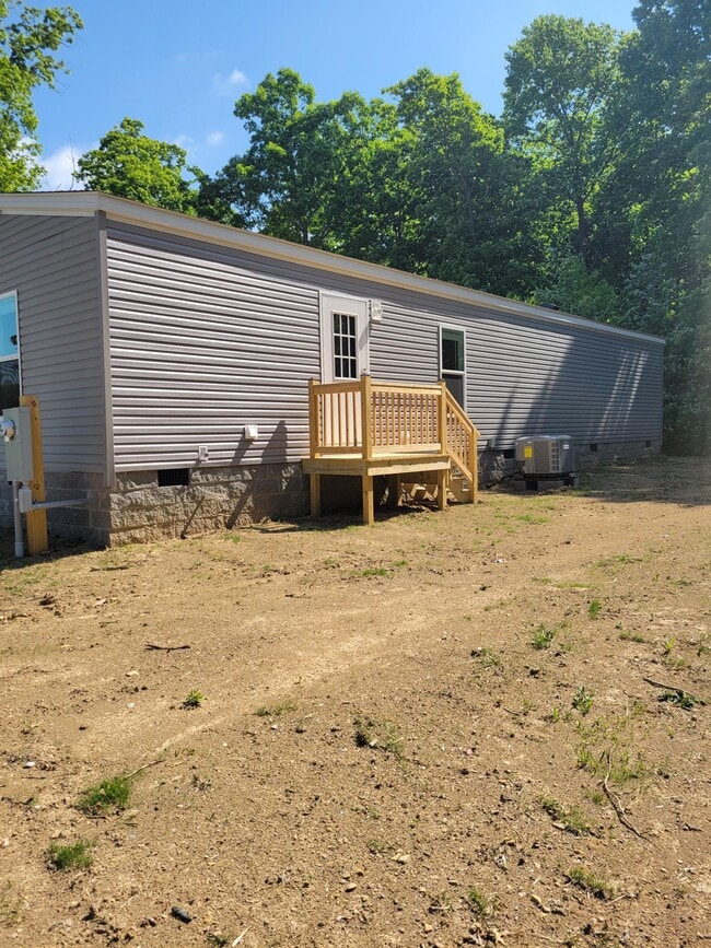 Photo - 159 W Everett St