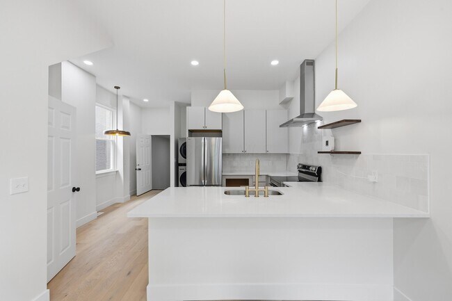 Photo - 830 Oak St Unidad 830