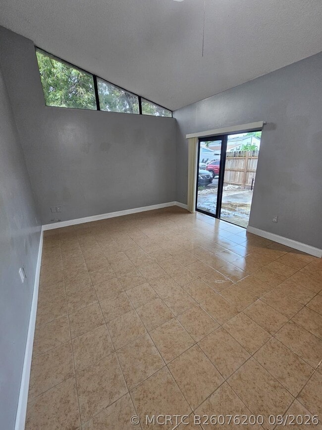 Building Photo - 4552 NW 185th St