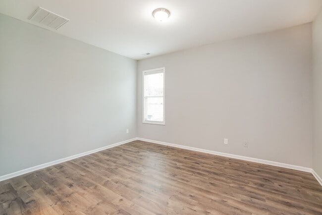 Photo - 125 Sturgeon St