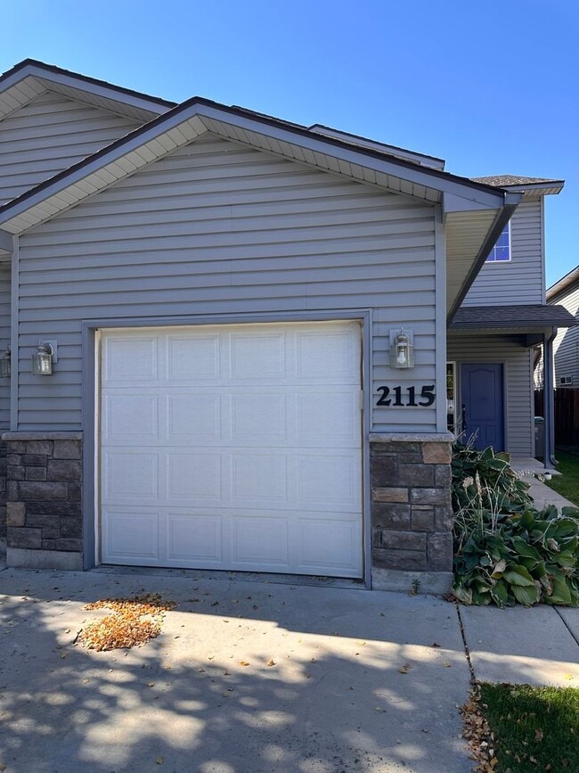 Building Photo - 2115DD Unit 2115