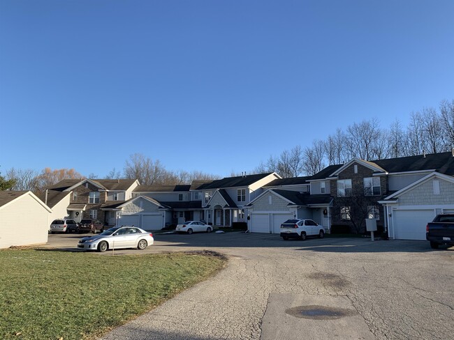 Photo - 8008 Green Meadow Ct Townhome