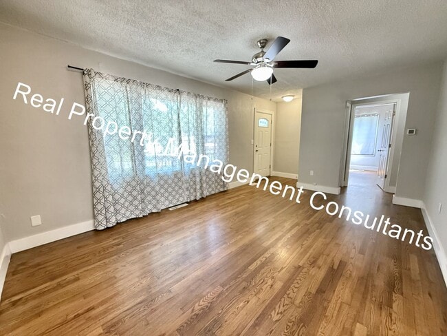 Photo - 406 9th St Terrace