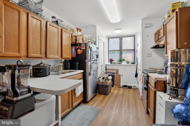 Building Photo - 1418 S 8th St Unit 1F