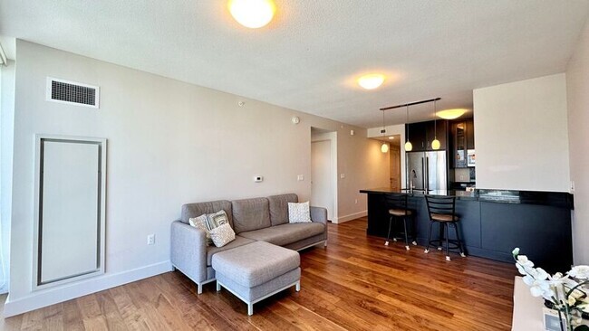 Building Photo - 1189 Waimanu St Unit #3108 Rental