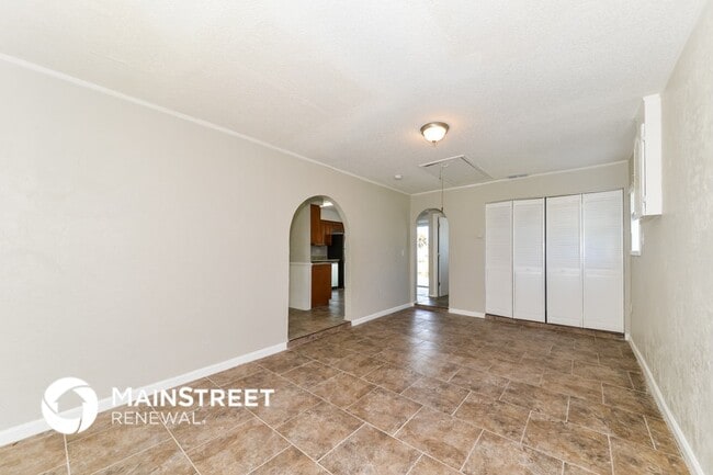 Photo - 6231 Catalan St