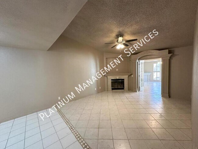 Photo - 37609 15th St E