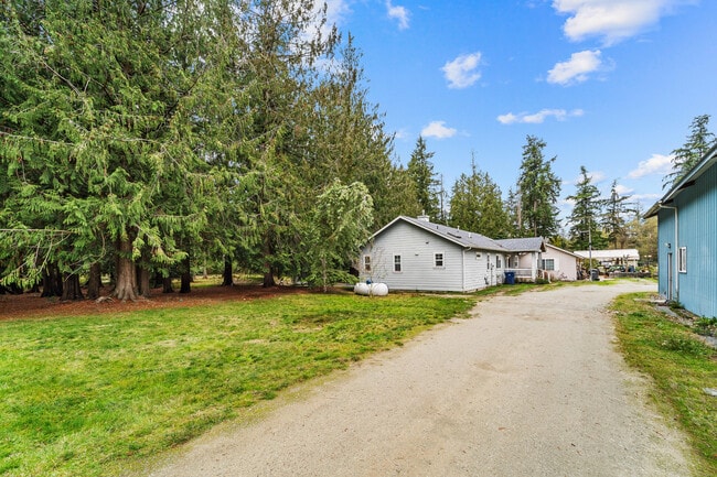 Photo - 31727 76th Ave NW Unidad A