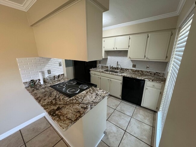 Photo - 2 Bedroom 1 Bath townhome located in Barrington Estates