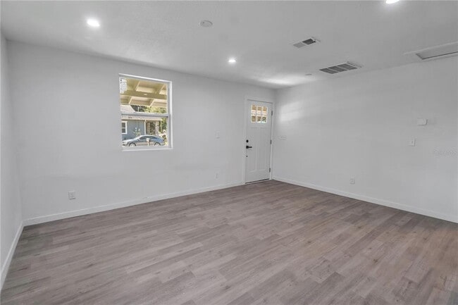 Photo - 107 W Virginia Ave