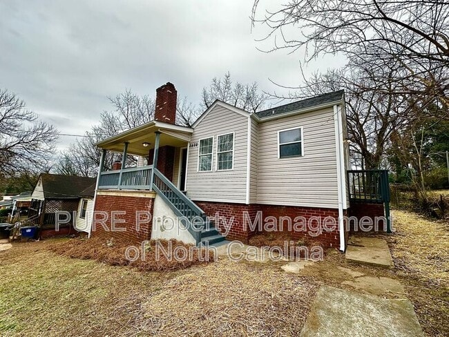 Photo - 2428 Gilmer Ave NE
