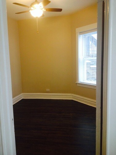 Photo - 2960 N Elston Ave Unidad 2960 Elston