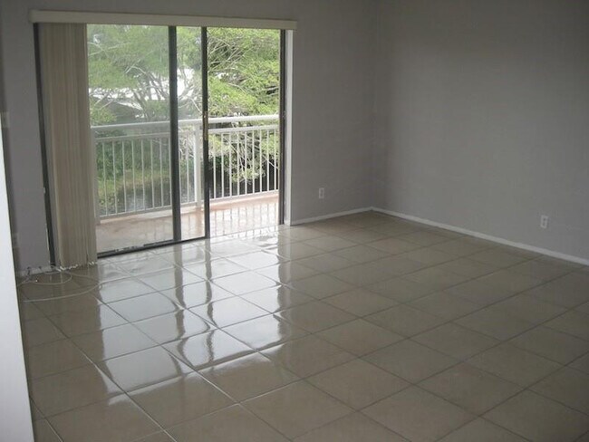 Photo - 605 S Pine Island Rd Unit 304A