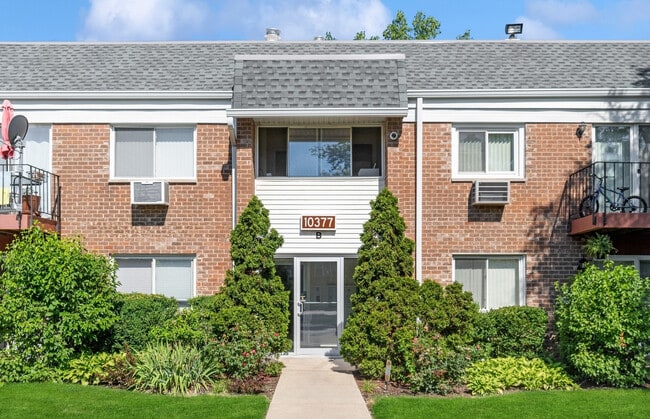 Building Photo - 10377 Dearlove Rd Unit 1A