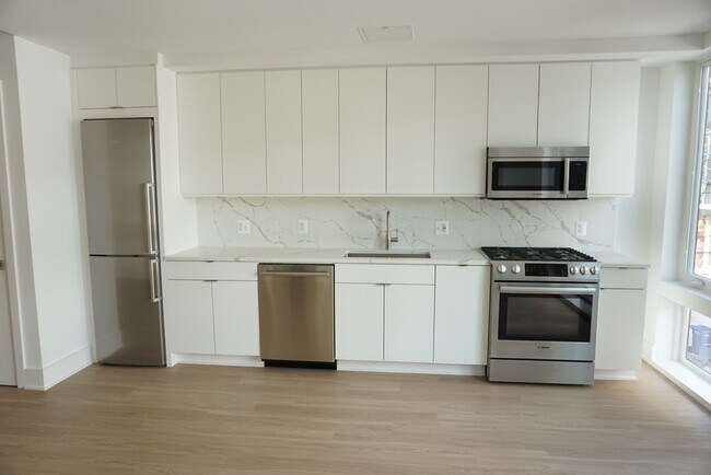 Photo - 1761 P St NW Unidad 202