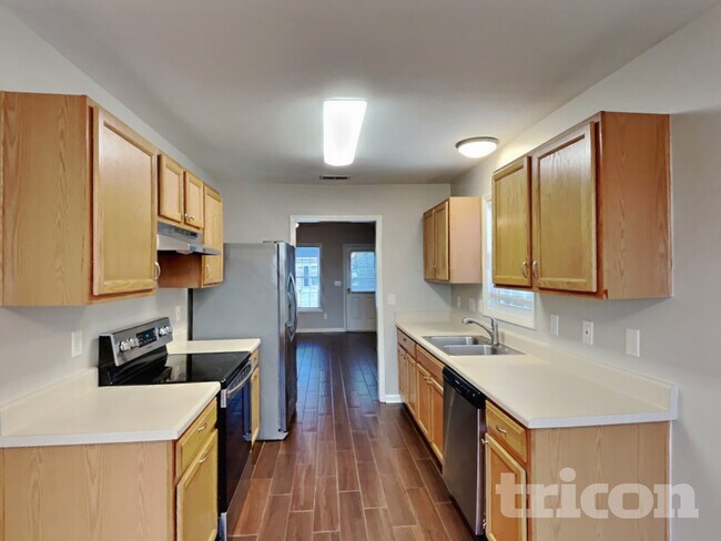 Photo - 5405 Advantis Dr