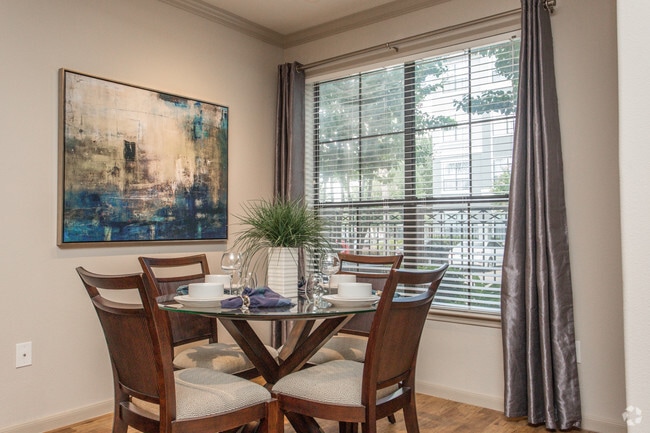 Photo - Monaco at Main